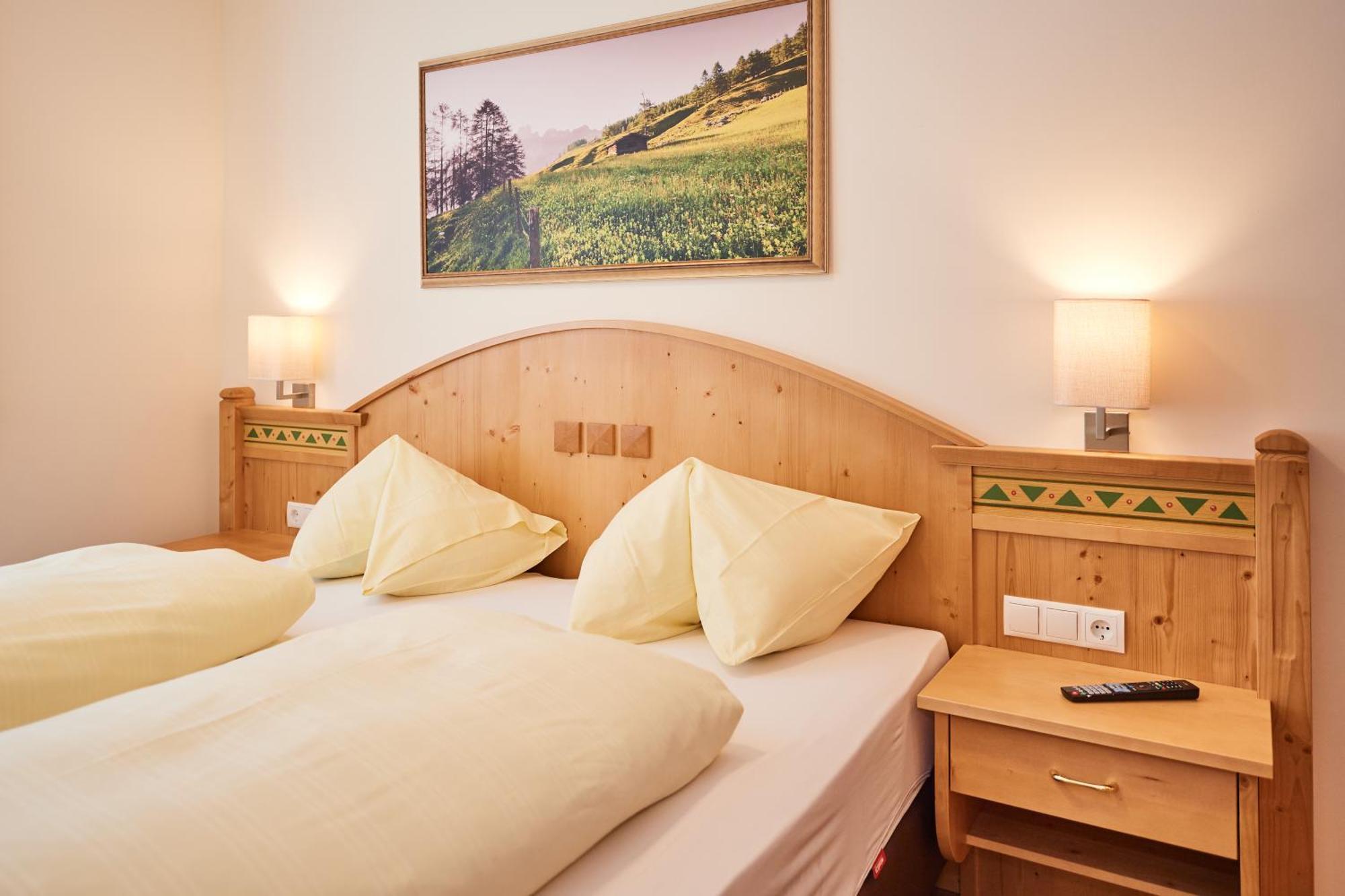 Hotel Am Sonnenhuegel Фильцмос Экстерьер фото
